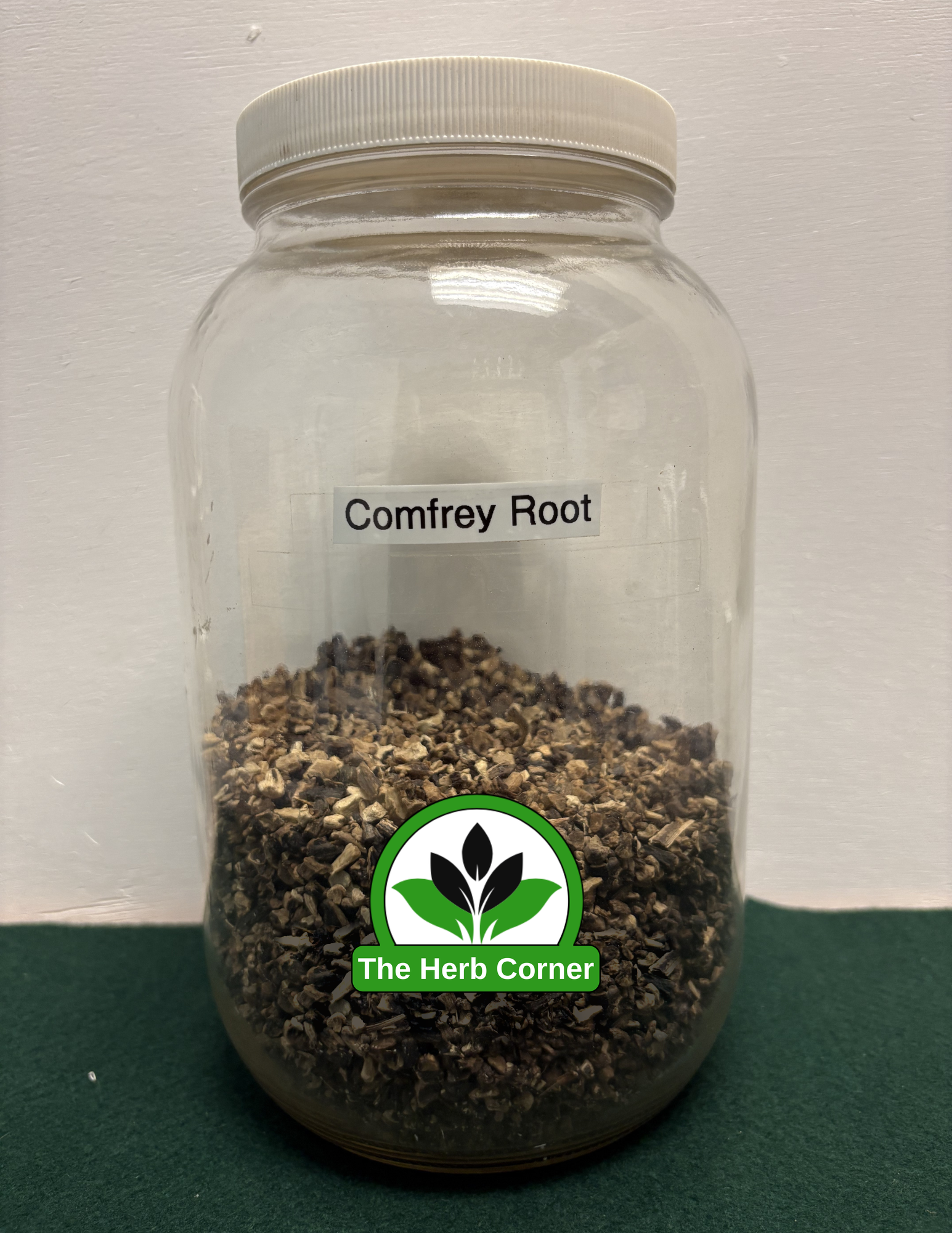 comfrey root 1 comfrey root 1